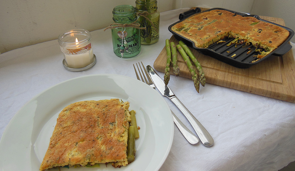 Spargel Kräuter Frittata