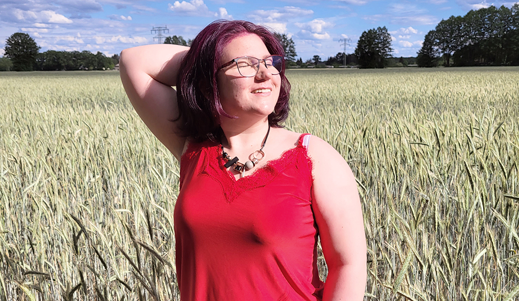 Bettina im Feld