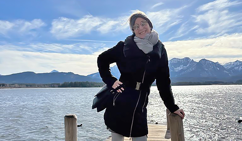 Bloggerin Michaela lächelt in die Kamera