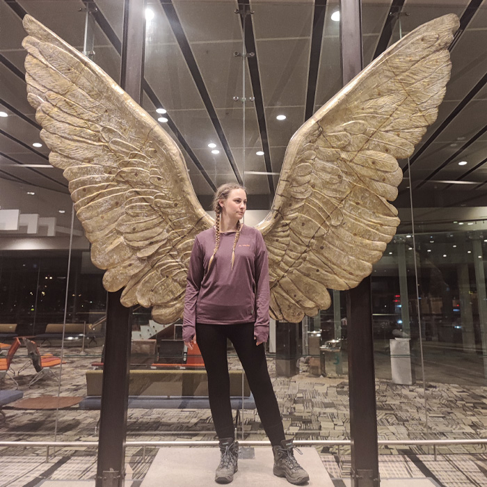 Bloggerin Annette mit großen Flügeln