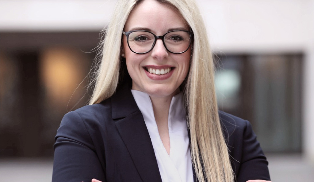 Bloggerin Sabrina im Business Outfit